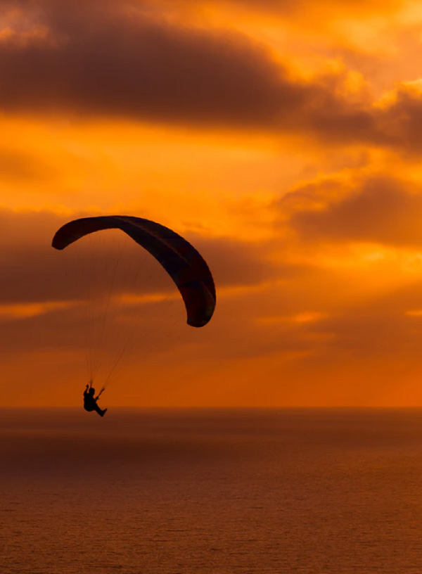 Flying Around Maitencillos Sky